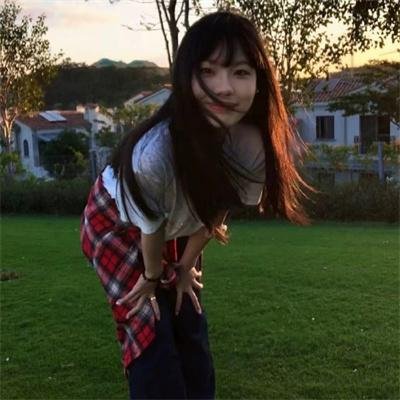 盛夏和她的未婚夫 海报